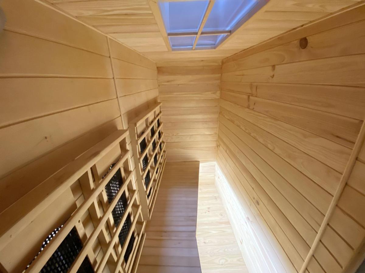 Le Clovis Suites Spa Sauna Reims Exterior foto